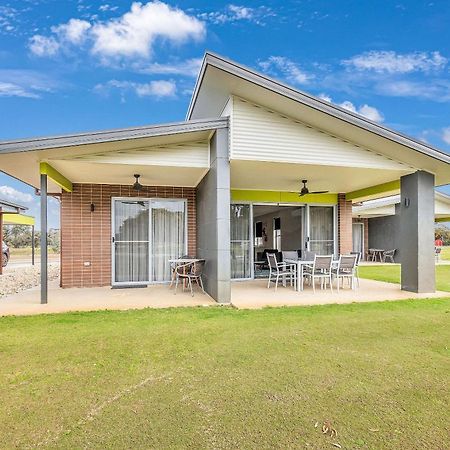 Comfort Suites Clubarham Golf Resort Exterior photo